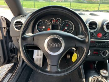 
										Audi TT 1.8 180 CV STORICA full									