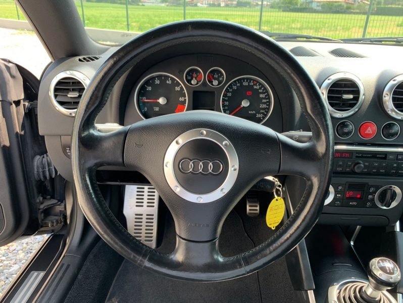 
								Audi TT 1.8 180 CV STORICA full									