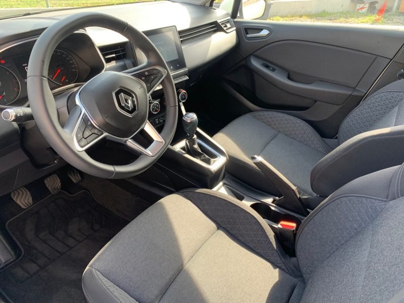 
								Renault Clio 0.9 Sce 65 cv KM ZERO full									