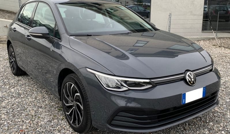 
								GOLF 8 full									