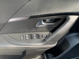 
										Peugeot 2008 full									