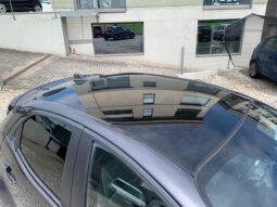 
										YARIS HYBRID full									