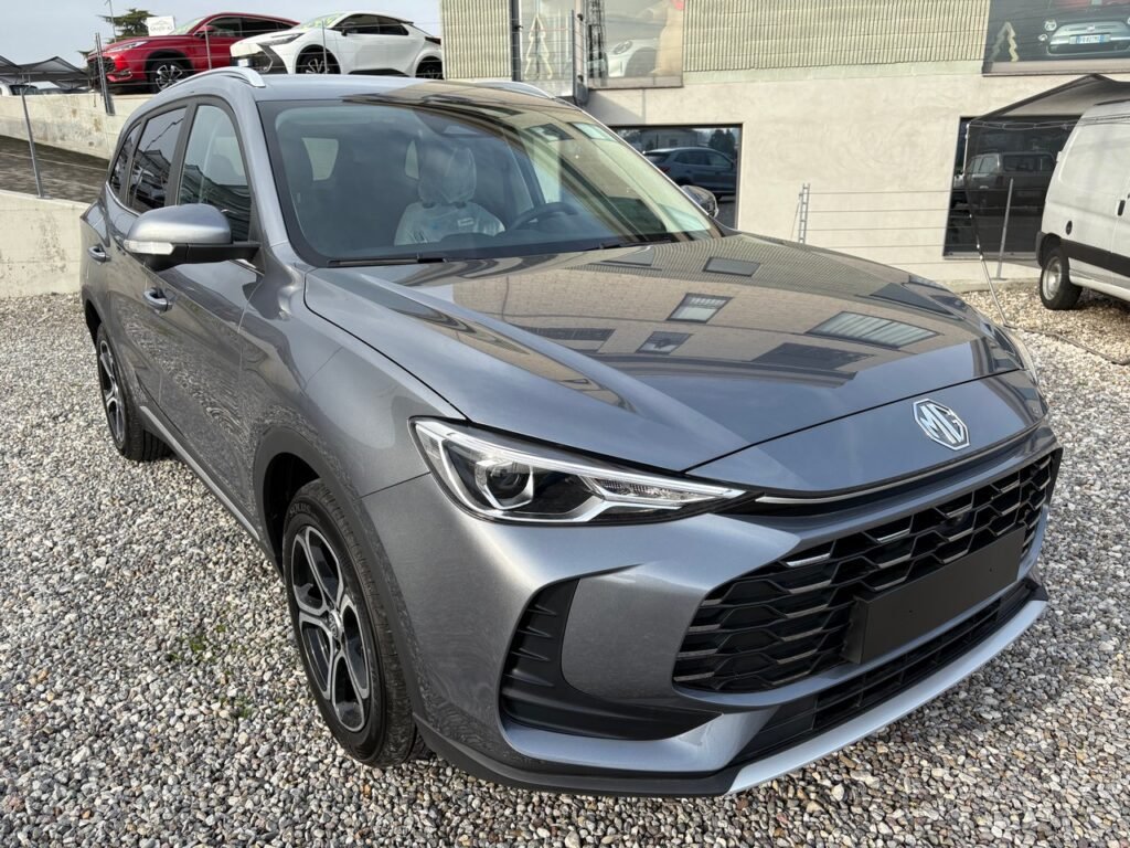 mg zs 2025 grey_bergamo_18