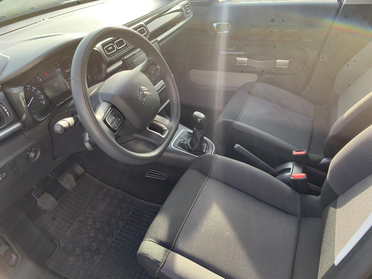 citroen_c3_shine_bergamo09