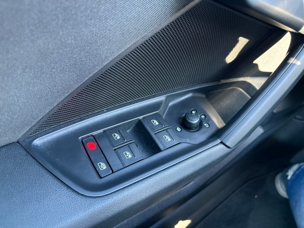 A3 NERA S LINE_bergamo_10