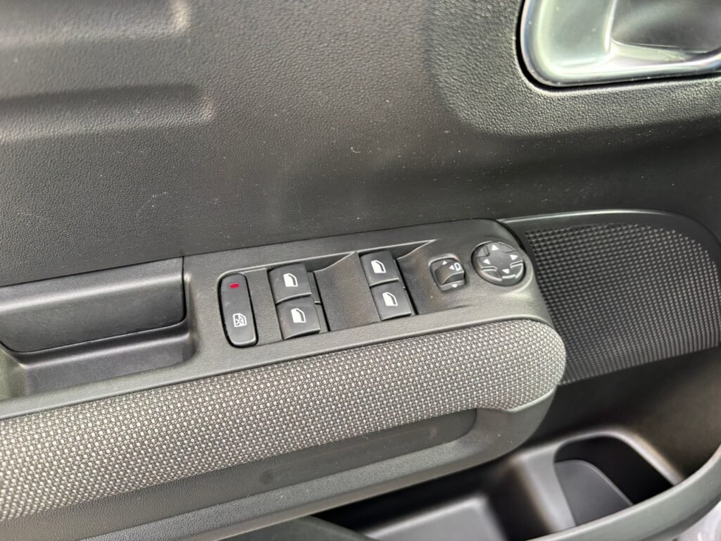 c3aircross_bergamo_08